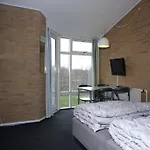 بيت شباب Danhostel *
