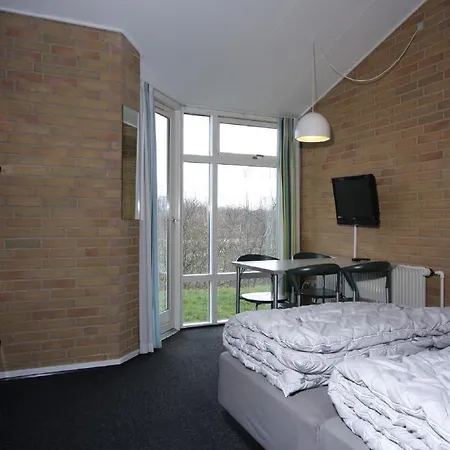 Vandrarhem Danhostel *